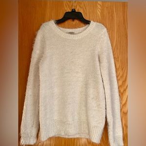 Forever 21 Fuzzy White Sweater | S